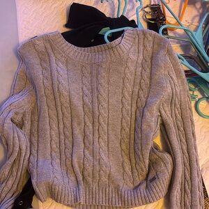 grey knit sweater